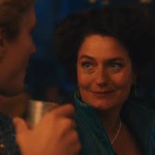 Disfruta de las canciones de ABBA en My Lady Jane