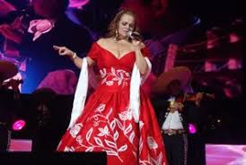 Hace uno días, chiquis ofreció un espectacular show en la arena monterrey, en el mismo escenario donde su mamá, sin saberlo, se despediría de su fiel público. Jenni Rivera Triunfa Y Abarrota La Arena Monterrey Lachicuela Com
