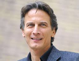 Cesare bocci e daniela spada stanno insieme dal 1993 e hanno deciso di non sposarsi, l'unico vincolo della loro relazione è l'amore.i due nel 2000 sono diventati genitori di mia, tuttavia quel momento di grande felicità è stato interrotto a solo una settimana dal parto. Foto Di Cesare Bocci