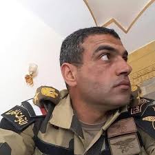 الأسطورة الحقيقية هو المنسي عندما قال انا معنديش عسكري يرقد انا اقدم واحد هنا ومفيش حد فيكم اقدم مني وبقولكم اهو مفيش عسكري عندي يرقد واللي يقولك ارقد قوله ان