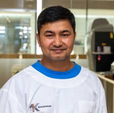 Dr Gail Brenda Cross & Dr Lok Bahadur Shrestha