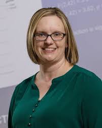 Jennifer Schon's Instagram, Twitter & Facebook