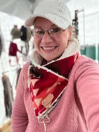 🇺🇸 Hi!! I'm Kristen, the owner/designer/maker of KLS Designs! I  absolutely love creating beautiful works using leather + Pendleton©️ wool.  You can check out my work