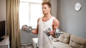 Trainingspläne sind für ein erfolgreiches training ausschlaggebend. Trainingsplan Fur Muskelaufbau Im Home Gym Men S Health