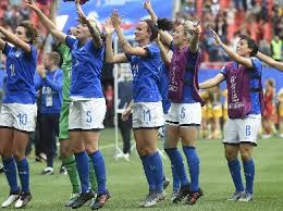 تأهل منتخب ايطاليا للسيدات لكرة القدم الى يورو 2022 بعد فوزه الكاسح برقم قياسي جديد على نظيره منتخب الكيان الصهيونى للسيدات بنتيجة 12 هدف مقابل لاشي وذلك ضمن لقاءات الدور التأهيلى المجموعة b وسط سيطرة كاملة على مجريات الامور سيدات الازوري على ملعب ارتيمو فرانشى بامطار مرمى. Ø¥ÙŠØ·Ø§Ù„ÙŠØ§ ØªÙ‚Ù„Ø¨ Ø§Ù„Ø·Ø§ÙˆÙ„Ø© Ø¹Ù„Ù‰ Ø£Ø³ØªØ±Ø§Ù„ÙŠØ§ ÙÙŠ Ù…ÙˆÙ†Ø¯ÙŠØ§Ù„ Ø§Ù„Ø³ÙŠØ¯Ø§Øª Ø±Ø£ÙŠ Ø§Ù„ÙŠÙˆÙ…