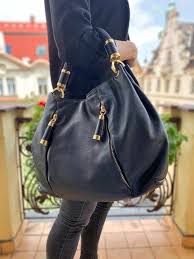 This michael michael kors mercer gallery medium logo satchel, for instance, falls from $298 to $140.84. Soldes Michael Kors Tonne Slouchy Hobo Html Best Image Home In Ccdbb Org