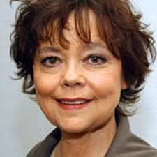 Simone rethel (born 1949 in germany) is a german actress, painter and photographer.she is the widow of actor and singer johannes heesters.rethel came from a large, artistic family. Simone Rethel Aktuelle News Infos Bilder Bunte De