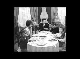 Generique Serie Tv Vive La Vie 1966
