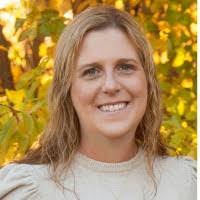 Amanda Stampfli's Instagram, Twitter & Facebook