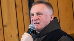 Jogerősen elítélt újságíró próbálta lejáratni Böjte Csabát!