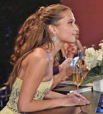 Welcome to alicia vikander source, your 24/7 online source dedicated to academy award® winner alicia vikander. Alicia Vikander On Instagram My New Theme Aliciavikander Alicia Vikander Style Alicia Vikander Michael Fassbender And Alicia Vikander