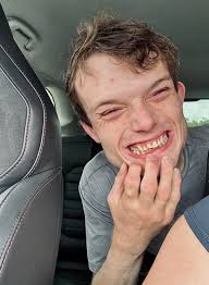 Can anybody recommend somebody who makes cakes/cupcakes locally please,  preferably someone you have used personally