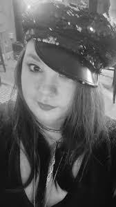 Experienced guitar player seeking gigging band position