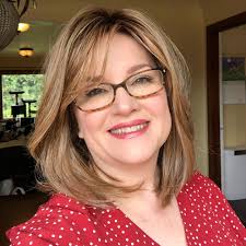 Swipe through to see Various NATURAL lighting completely without filters we  have Ashlee by Paula Young in Honey Rooted.