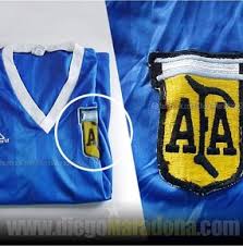 We have 608 free escudo seleccion argentina vector logos, logo templates and icons. El Escudo De La Camiseta De La Seleccion Argentina Cumple 41 Anos
