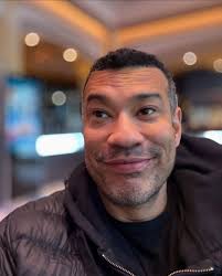 Good Morning, headed back to see the fam. Thanks for the incredible weekend  and sold out shows @quezadascomedyclub The people and food in Albuquerque  was fantastic. Big s/o to the staff and