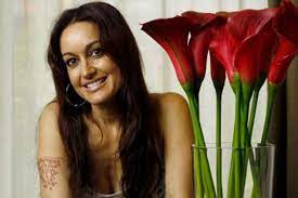 Veja mais ideias sobre tatuagem guerra, tatuagem, tatuagem de soldado. Rita Guerra Estou Novamente Apaixonada E Feliz A Ferver Vidas