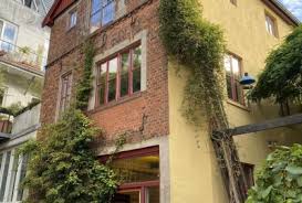 Sei es durch einen umzug, einen wasserschaden. Anbieten Zu Verkaufen Zu Vermieten Kontakt Referenzen Neu 360 Rundgang Kostenlose Bewertung Raritat Im Viertel Ehemaliges Lagerhaus Mit Dachgarten Ca 410 M Zum Wohnen Und Arbeiten Https Schneckenhaus Org 360logo Png Versteckte