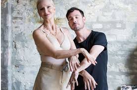 She currently resides in berlin, germany. Stuttgarter Tanzstar In Berlin Eric Gauthier Beim Foto Shooting Mit Desiree Nick Stuttgart Stuttgarter Zeitung