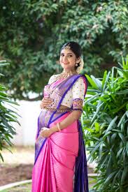 Behind the scenes maternity photography with highlight your wrinkles we never know the love of a parent till we become parents ourselves. in this video i have shared a photoshoot ideas for baby shower. This Stunning Mom To Be Is The Epitome Of Perfection Indian Maternity Photos Indian Maternity Maternity Photography Poses Couple