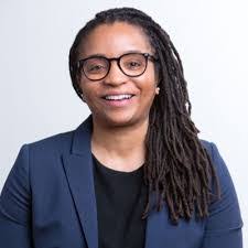 Victoria Farris's Instagram, Twitter & Facebook