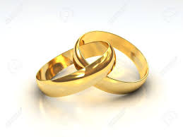 L'alliance mariage, c'est le symbole ultime du mariage, le bijou témoin de votre union ! Une Paire De Bagues De Mariage Doree Sur Fond Blanc Banque D Images Et Photos Libres De Droits Image 9350975