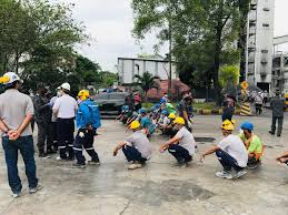 Ini kerana tetapan nilai pendapatan garis kemiskinan (pgk) yang terlalu rendah menyebabkan peratus kadar kemiskinan negara juga rendah, kata. Otfjmj K5ocyam