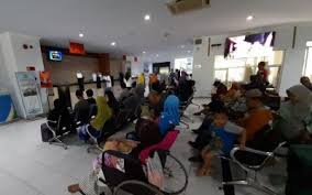 Lain penerimaan pegawai blud non pegawai negeri sipil rsud kabupaten sidoarjo tahun 2019 seleksi penerimaan pegawai blud non pns rumah sakit ijmum daerah kabupaten sidoarjo tahun 2019. 5 Bulan Belum Dibayar Bpjs Kesehatan Klaim Tagihan Rsu Kota Mojokerto Rp 30 Miliar Info Seputar Mojokerto