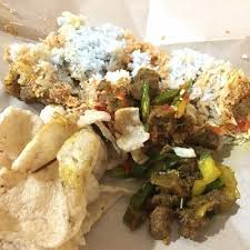 Apalagi sambil makan makanan yang lezat dan mengesankan. 6 Tempat Sarapan Sedap Di Puncak Alam