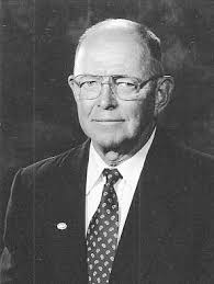 General Robert J. Sunell to Speak at Eugene Reunion