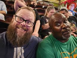 Had a great time last night sith my buddy Sigmund Maley as we went to see  Kevin Smith. It was the Kate show so it went over. Tons of great stories and