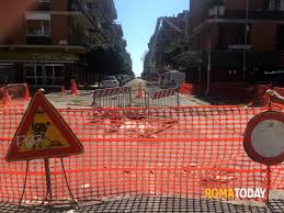 Ostia: via Zotti sprofonda