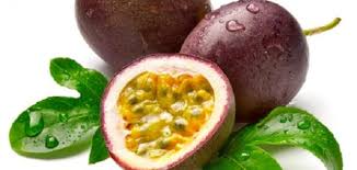 The passion fruit is usually purple and looks similar to a grapefruit. ÙÙˆØ§Ø¦Ø¯ ÙØ§ÙƒÙ‡Ø© Ø§Ù„Ø¨Ø§Ø´Ù† ÙØ±ÙˆØª Ù…ÙˆØ¶ÙˆØ¹