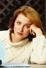 Gillian anderson is a highly popular actress, in both television and film. Welovegillian Gillian Anderson Gillian Anderson Young Anderson
