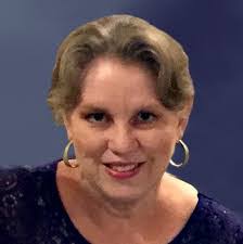 Annie Laws's Instagram, Twitter & Facebook