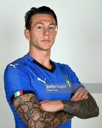 Free federico bernardeschi juventus football players soccer e. Pin On Football Freak