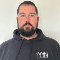 Stephanie Charron's Instagram, Twitter & Facebook