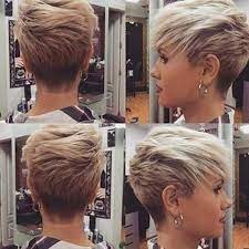 2 Pixie Frisuren Frisuren Pixie Haarschnitt Kurz Haarschnitt Pixie Frisur