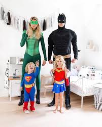 Perruques pour faire la fête. 1001 Idees De Deguisement De Famille Pour Halloween