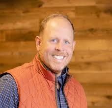 Do You Need A Team In 2022? • Erik Hatch • Keeping It Real Podcast •  Secrets Of Top 1% REALTORS ® • Interviews With Real Estate Brokers & Agents