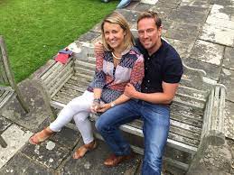 Simon thomas was born in norwich, norfolk to andrew and gill thomas. Who Is Simon Thomas How Many Children Does He Have And How Did The Former Blue Peter And Sky Sports Presenter S Wife Gemma Die
