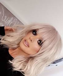 Shoulder Length Blonde Hair With Bangs Platinum Blonde Hair Medium Hair Styles