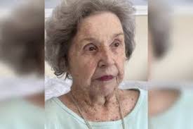 Sophia Caprio's Instagram, Twitter & Facebook