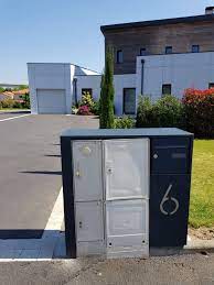 3 mai 2011 je me suis decide a remplacer mon circuit de chauffage monotube par un soit tu acceptes la vue des tuyaux apparents le. Comment Cacher Tuyau Pvc Sur Mur Exterieur Le Cache Cables Esthetique Pour Les Facades Cablecover Decouvrez Dans Ce Tutoriel Comment Renover Vos Locaux Professionnels Ou Personnels En Posant Et Fixant