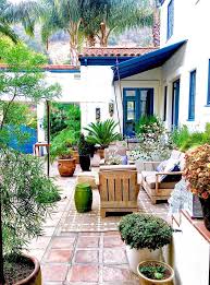 Small Backyard Patio Outdoor Patio Space Spanish Style Homes