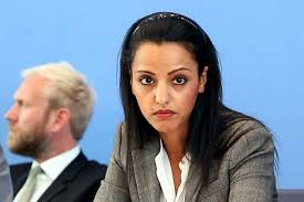 Staatssekretärin Sawsan Chebli: "Islam ist eine wunderschöne ...