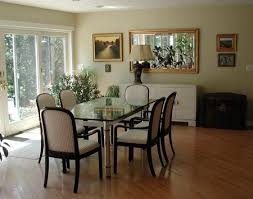 I also switched out the gold parasol painting. What Gives This Dining Room Good Feng Shui