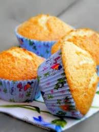 Muffins A La Noix De Coco Tout Leger Et Delicieusement Exotiques Muffins A La Noix De Coco Muffin Noix De Coco Noix De Coco