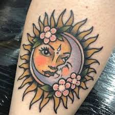 También existen tatuajes de luna y sol individuales, es decir de sólo uno de los dos elementos. Tatuajes De Sol Y Luna Disenos Y Significados