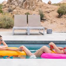 Watch palm springs movie online. Palm Springs Streaming How To Watch The Andy Samberg Movie Online